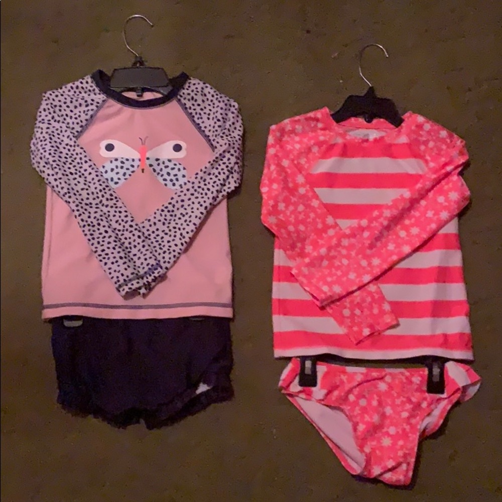 5t CAT & JACK 2 piece bathing suits